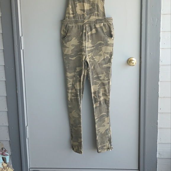 Dance & Marvel - Picture 8 of 9